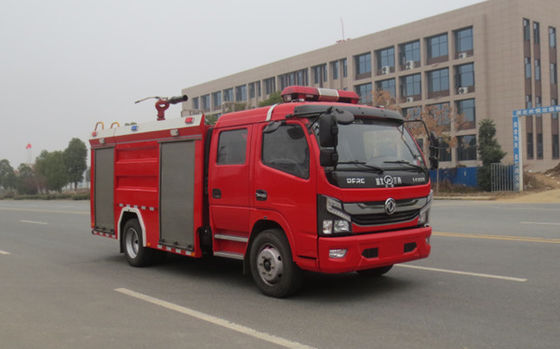 Dongfeng 5000-Liter-Wasserbehälter Feuerwehrwagen 5-Sitzer Diesel 4×2 manuelle Getriebe