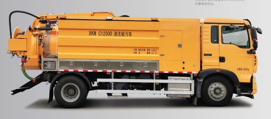 Vielseitiger C12500 Abwassersaugwagen für die industrielle Reinigung